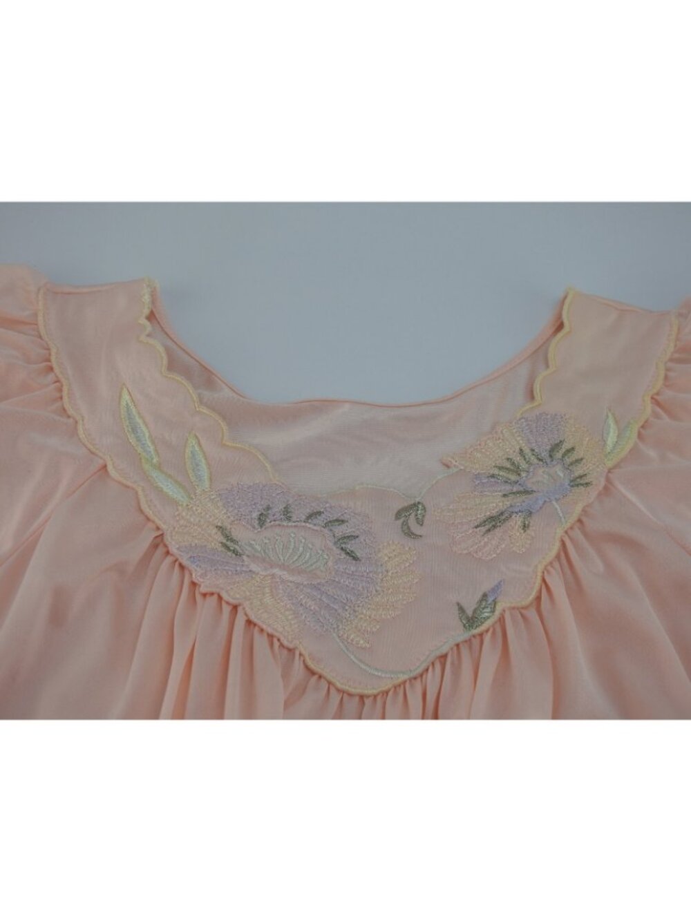 Vintage Shadowline Pink Embroidered Flutter Sleeve Nightgown Med USA Made Soft - Picture 4 of 13